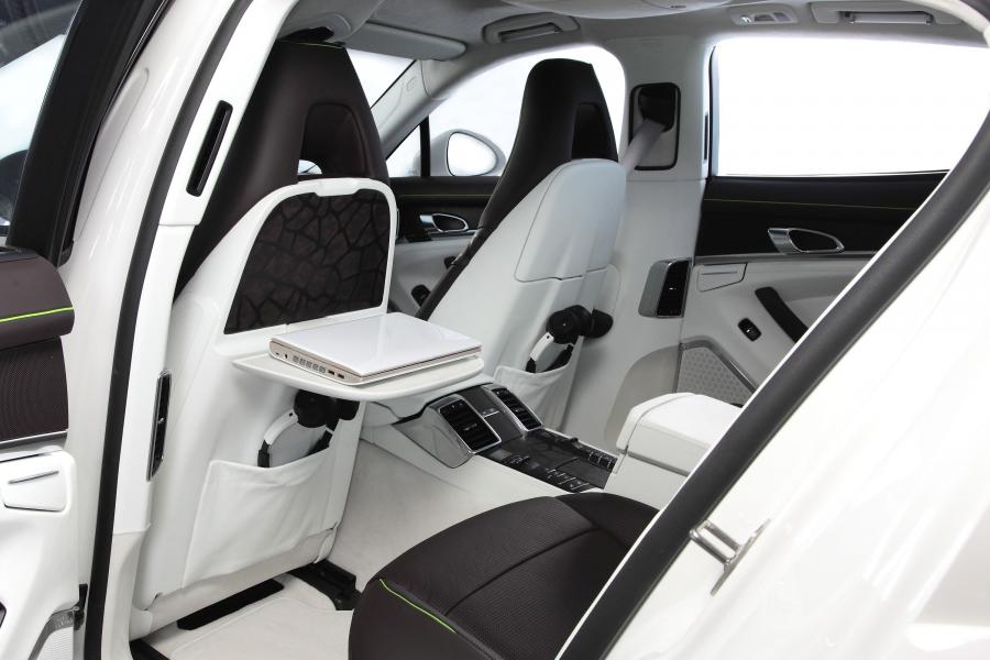  Porsche Panamera Concept One by TechART 2010 года  (фото 2 из 26)